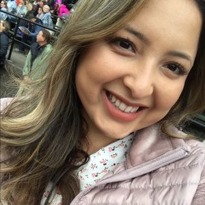 Meet your Posher, Cindy